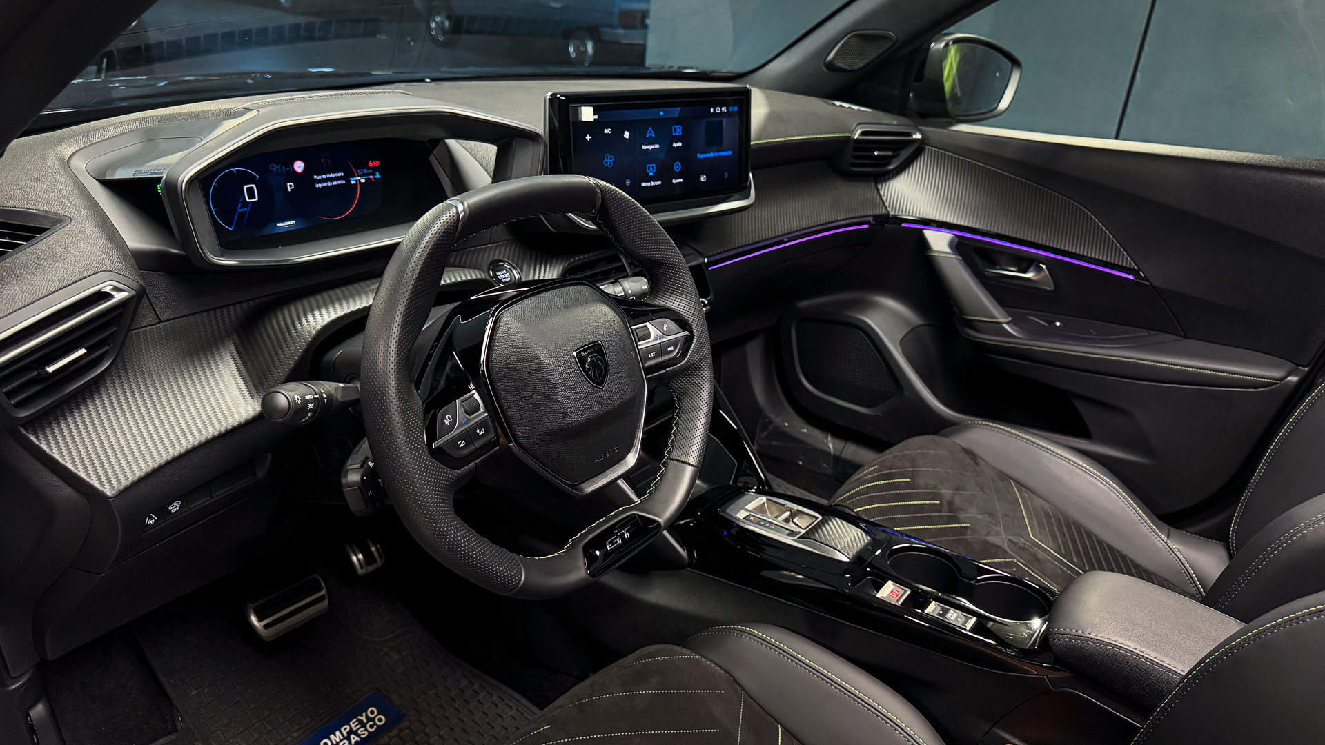 Peugeot 2008 — foto 11 de 31