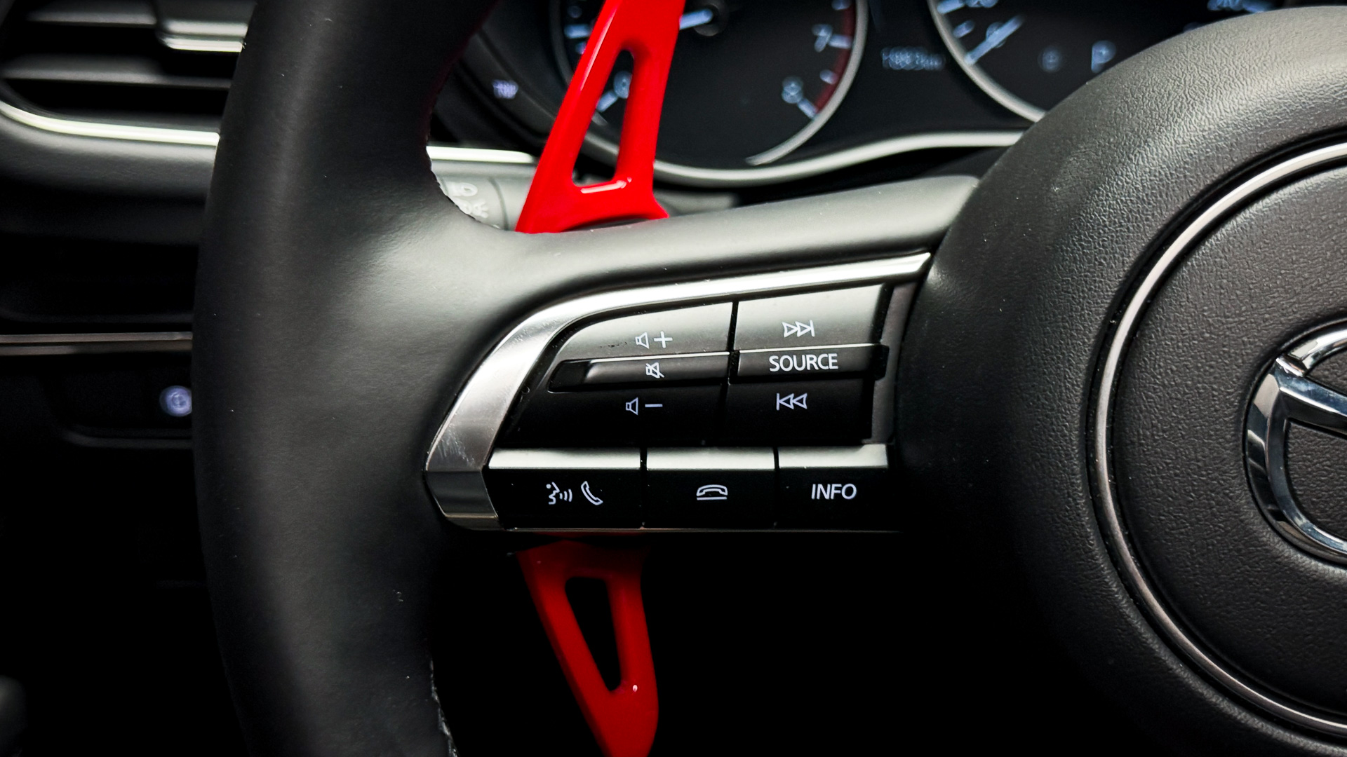 Mazda 3 Sport — foto 9 de 26