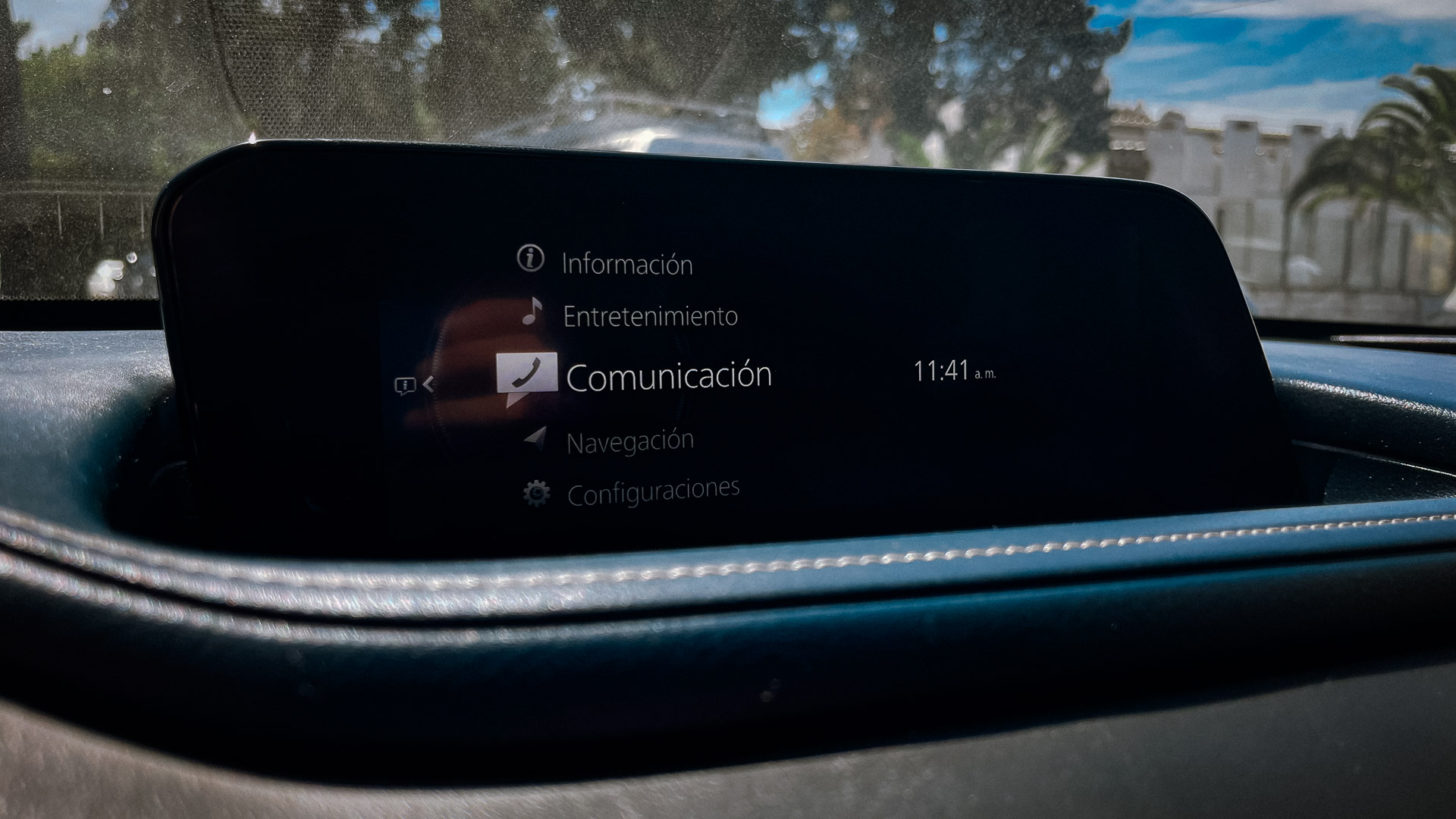 Mazda CX-30 — foto 14 de 22