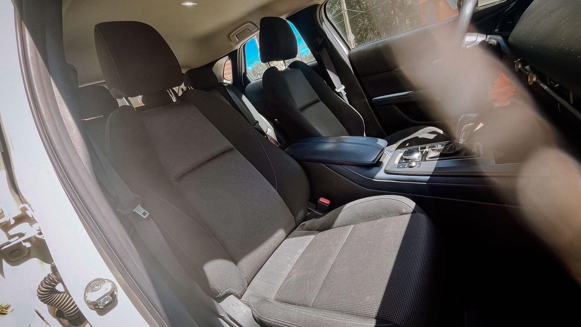 Mazda CX-30 — foto 18 de 22