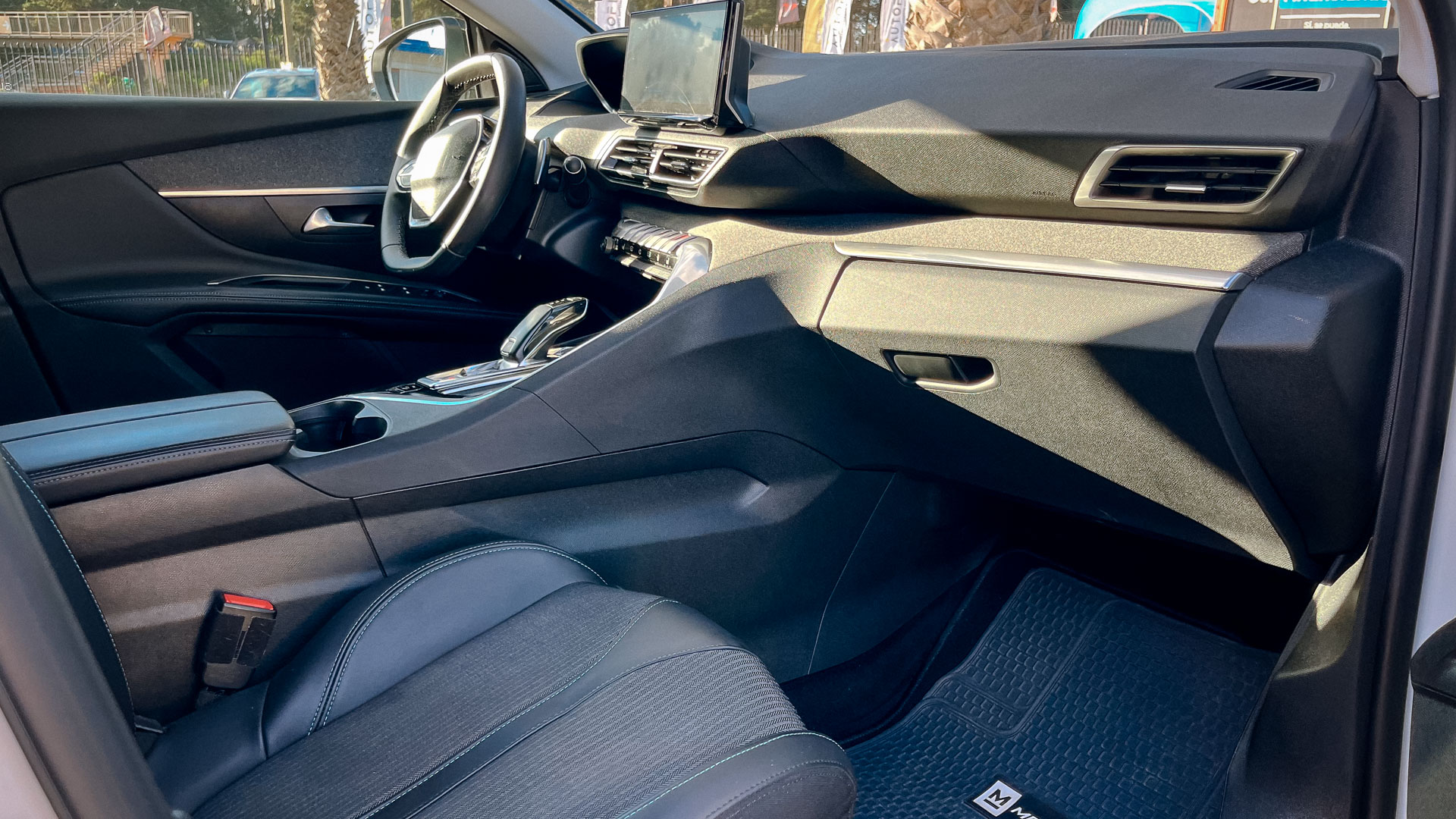 Peugeot 5008 — foto 12 de 21