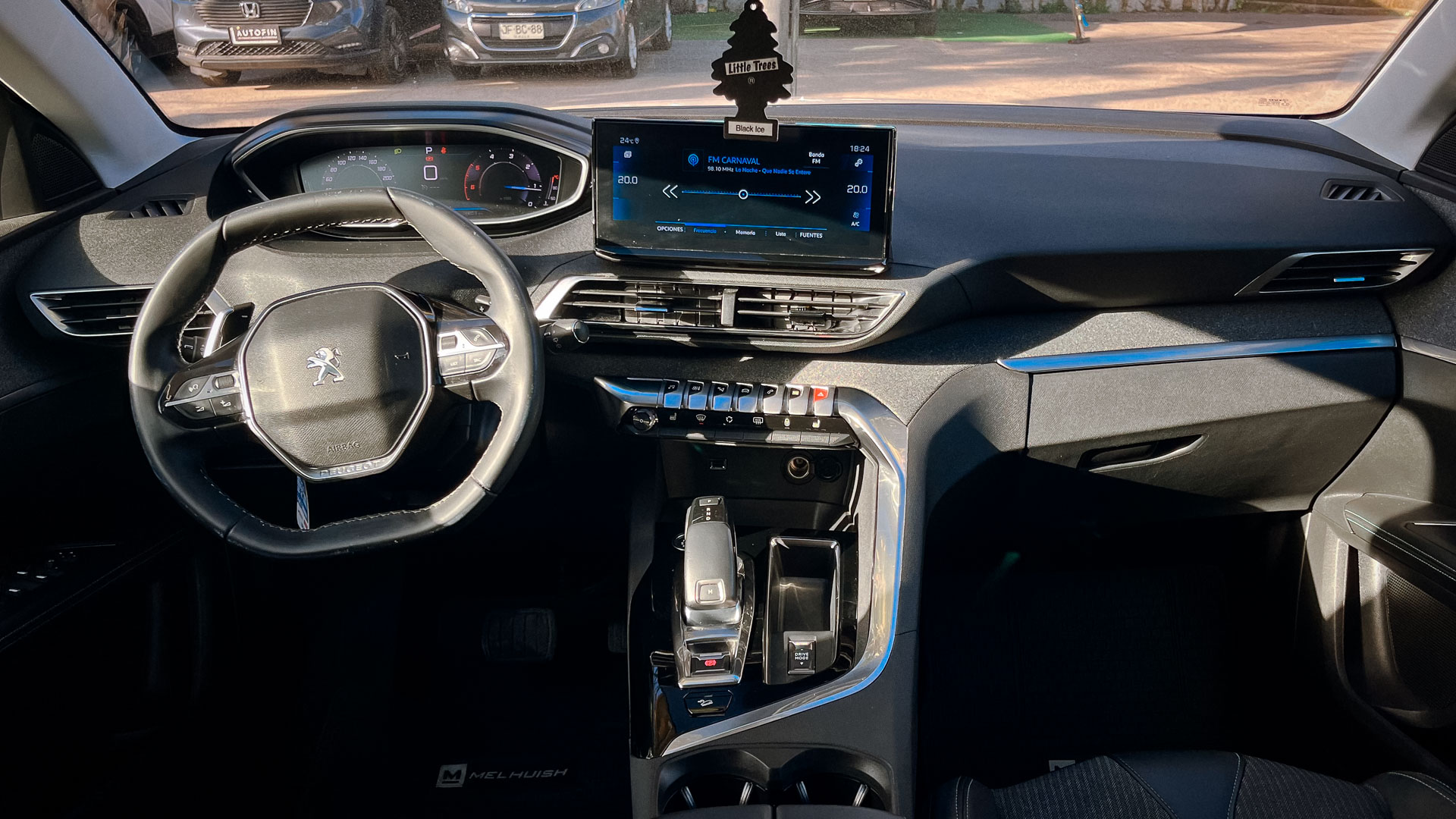 Peugeot 5008 — foto 13 de 21