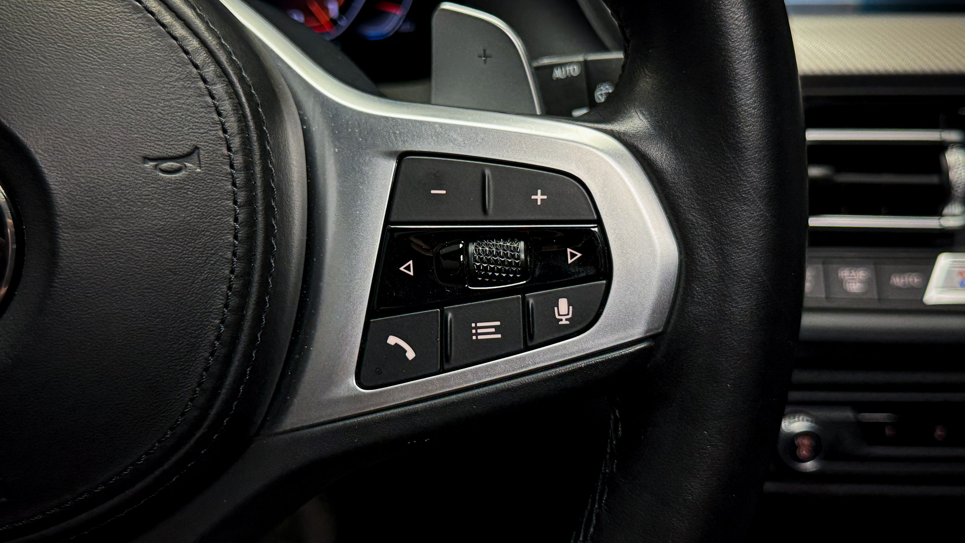 BMW 135I — foto 10 de 31