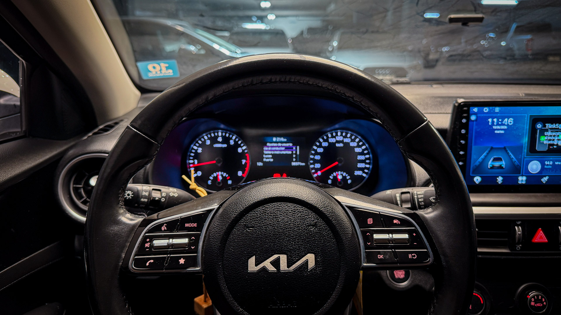 KIA Cerato — foto 7 de 26