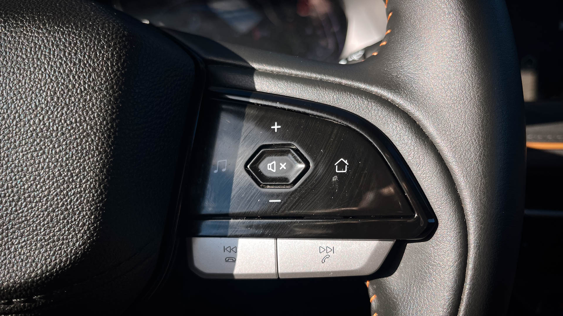 Changan X7 Plus — foto 8 de 20